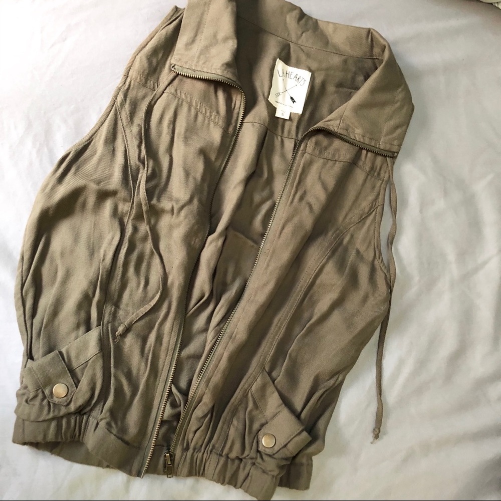 {L.A. Hearts} sleeveless vest jacket